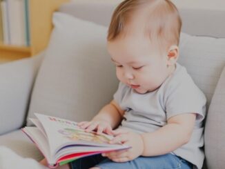 Чтение с пелёнок: какие книги выбрать для малыша